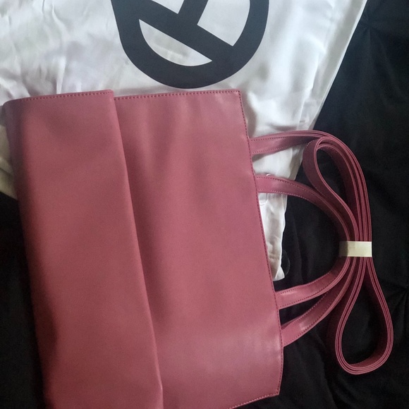 Large Corned Beef Telfar Bag - Picture 2 of 2